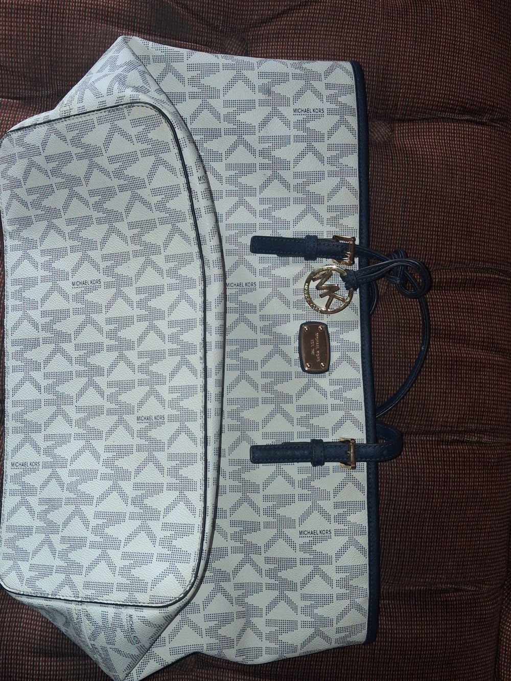 Authentic Michael Kors Jet Set East West Tote Bag - White/Navy (EUC!) - Picture 9 of 16